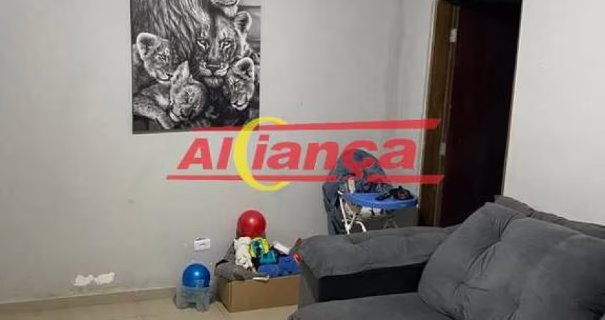 Casa para alugar com 1 quarto, sala, cozinha, 1 vaga - Pq. Mikail - Guarulhos por R$: 1.100,00
