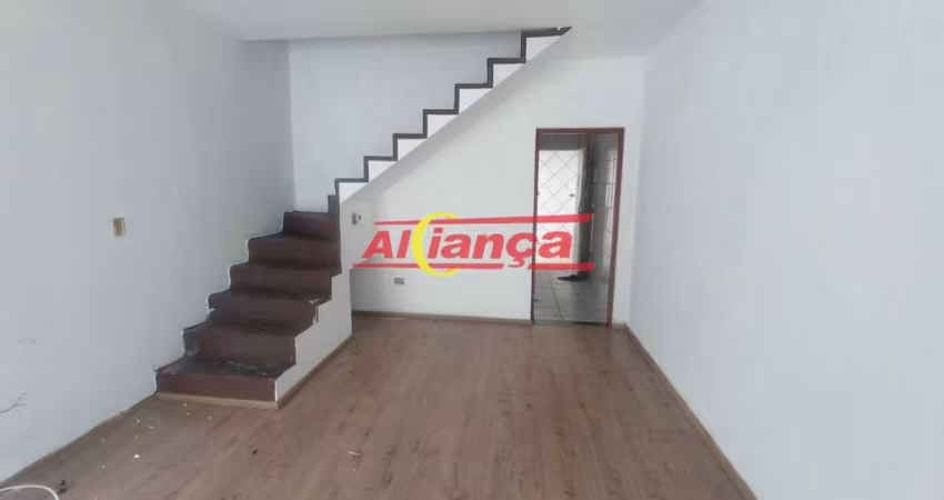 Sobrado com 3 quartos para alugar,  164,04m² - Vila Rosalia - Guarulhos /SP - por R$ 3.500,00