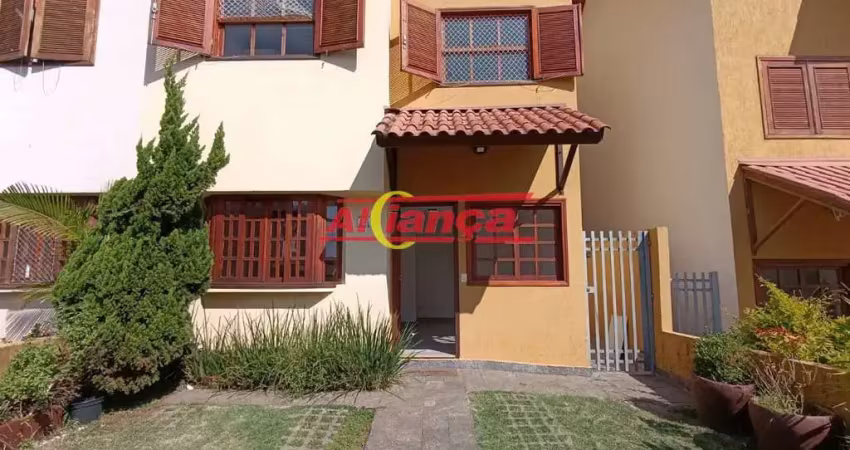 Sobrado com 5 quartos sendo 2 suítes e 2 vagas para alugar na Vila Rosália  - por R$ 2.500,00