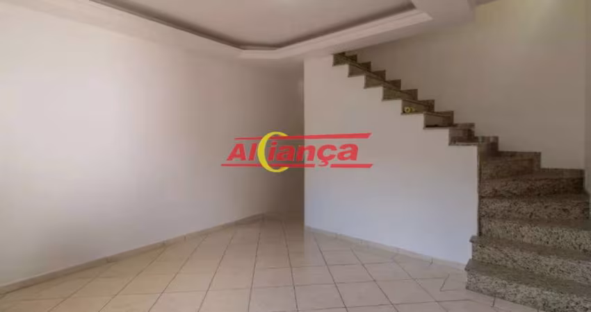 Sobrado para alugar, 3 quartos, sendo 1 suíte e 3 vagas, 190m²,Jardim Santa Clara-R$ 3.200,00