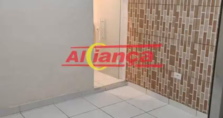 Casa para alugar com 1 quarto, sala, cozinha - parque primavera - guarulhos por r$: 1.000,00