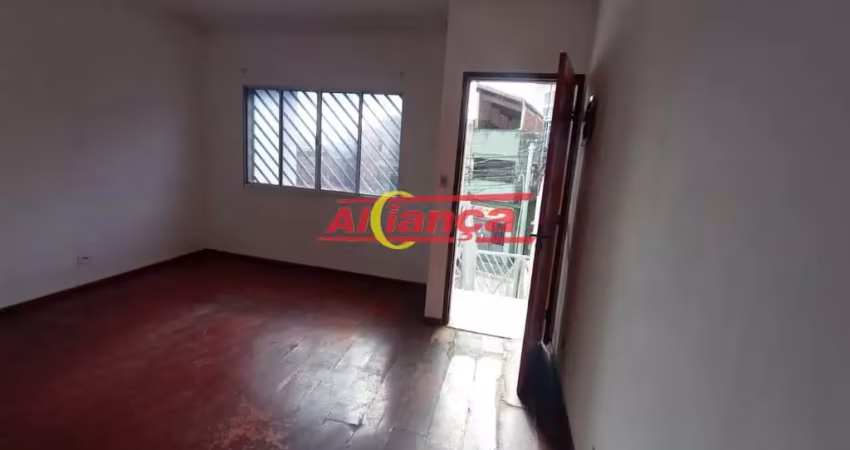 Sobrado com 2 dormitórios para alugar, 161 m² - jardim santa clara - guarulhos/sp por r$ 2.300,00