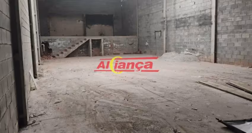Galpão para alugar, 250m² -jd. adriana - guarulhos/sp - por r$7.000,00