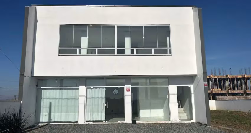Sala comercial com 4 salas para alugar no Colégio Agrícola, Araquari 