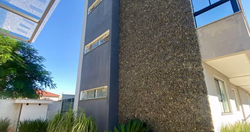 Apartamento Térreo á Venda com Giardino;