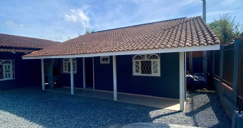 2 Casas Térreas Disponível para Locação Conjunta no Bairro Boehmerwald