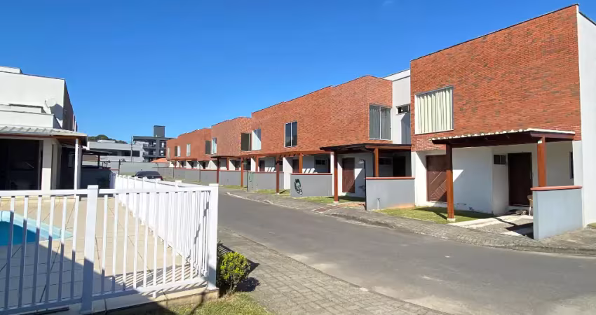 Residencial em condomínio fechado – excelente localização!