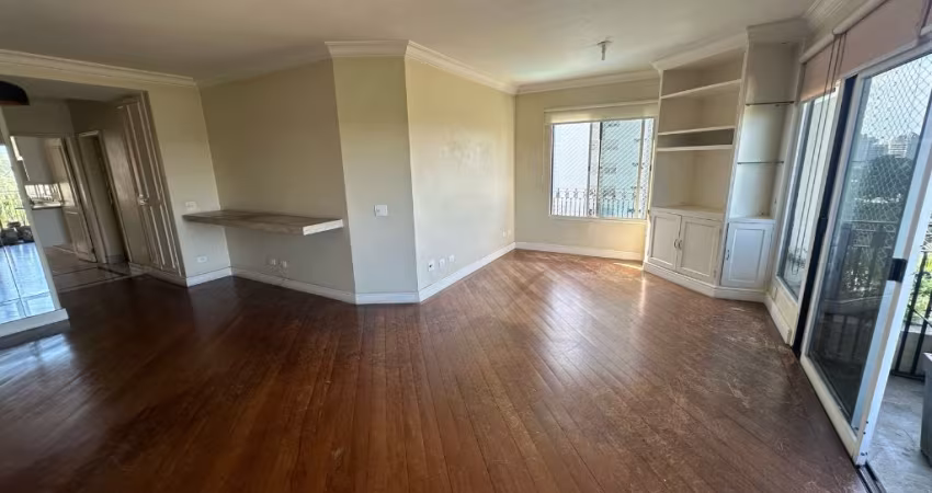 APARTAMENTO    AVENDA    NO REAL PARQUE   COM 119 METROS   PLANTA ORIGINAL 3 DORMITORIOS   3 VAGAS