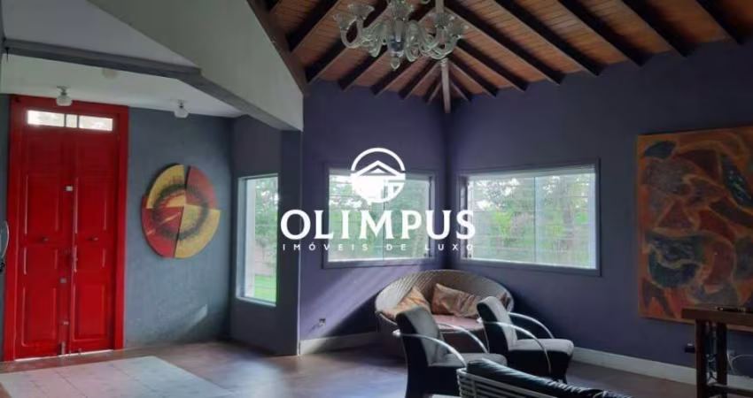Belíssima casa disponível para a venda em uma ótima localização.