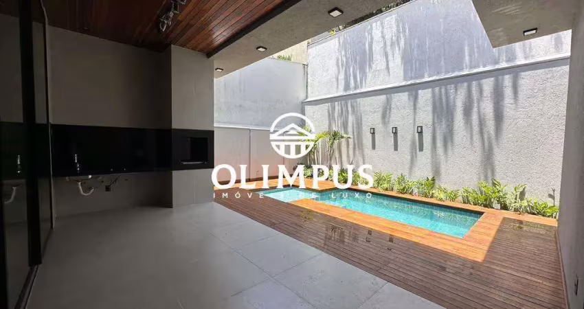 CÓD. 3574 - Belíssima Casa de Luxo no condomínio Jardins Barcelona - Bairro Nova Uberlândia