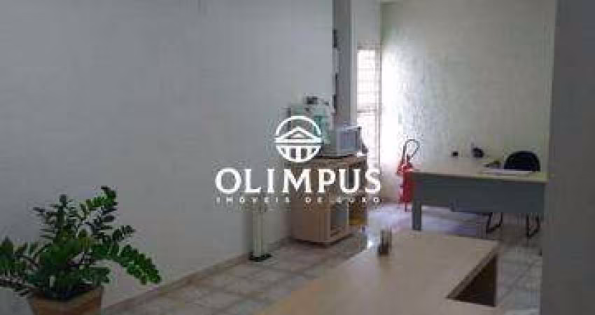 Excelente sobrado no bairro Aparecida, na região central próximo ao Center Shopping e prefeitura.