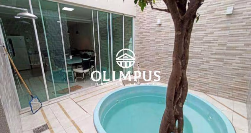 Esta casa incrível, está esperando por você no desejado bairro Brasil, em Uberlândia MG.