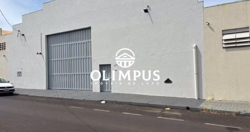 CÓD.5718 - Excelente imóvel de 800m² no Bairro Marta Helena - Localizado na BR365