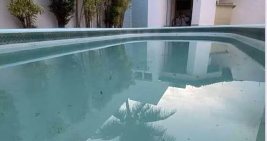 Cód 5936 - Excelente casa de Luxo no Bairro Jardim Karaiba.