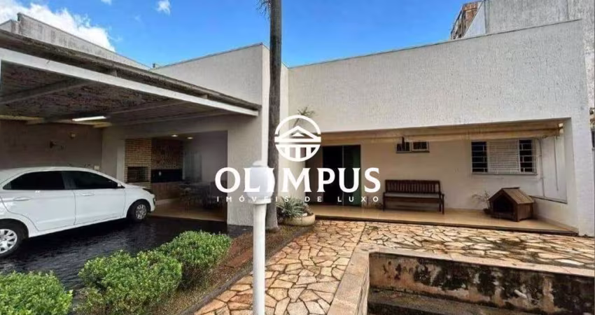 CÓD. 6056 - Linda Casa de 250m² localizada no bairro Patrimônio