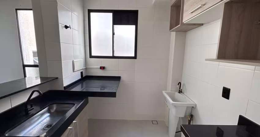 Apartamento para locação em Salto-SP, bairro Olaria. 2 quartos, 2 salas, 1 banheiro, 1 vaga de garagem. Venha conhecer!