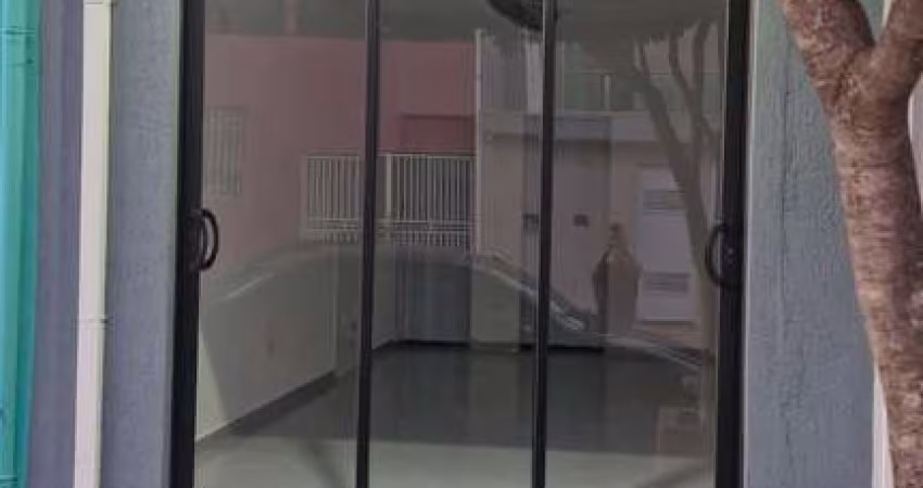 Salão comercial para locação, 24 m2 , agua separado, energia compartilhada fotovoltaica, 1 banheiro e cozinha