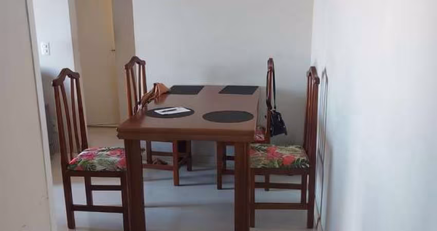 Apto com 2 Dormitorios, WC. Social, Sala 2 ambientes com sacada, Cozinha planejada, A.S., 1 Vaga de garagem coberta. Portaria 24 hs., Piscina, Playground,  Quadra esportiva, Bicicletário, Área gourmet
