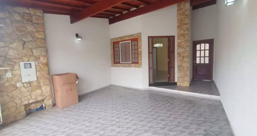 Imperdível oportunidade! casa à venda em indaiatuba-sp, jardim do valle ii, com 3 quartos, 1 suíte, 2 salas, 2 banheiros, 2 vagas de garagem e 110m².
