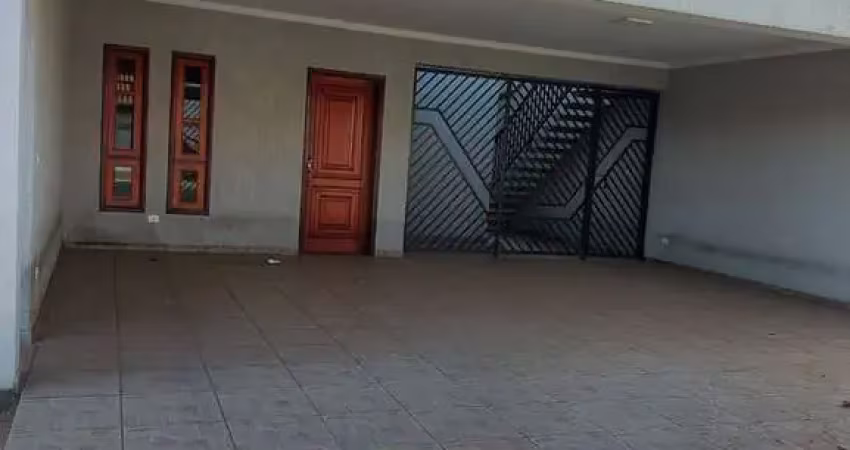 Sobrado - venda ou locação piso superior 3 suites, mezanino, escritório, sacada. piso inferior hall de entrada, sala de estar, sala de jantar, lavabo, 2 dormitorios, wc., cozinha planejada, despensa, 