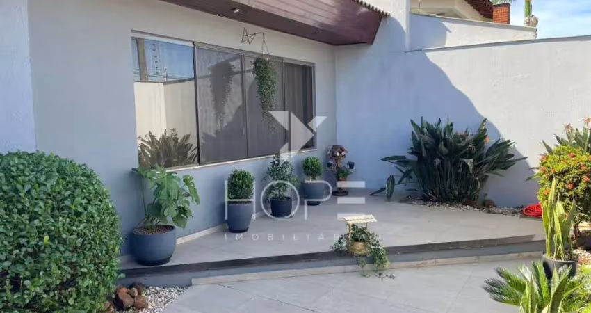 Casa com 5 quartos à venda no Mediterrâneo, Londrina 