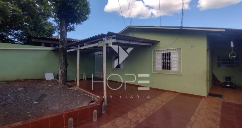Casa para venda no Parigot de Souza