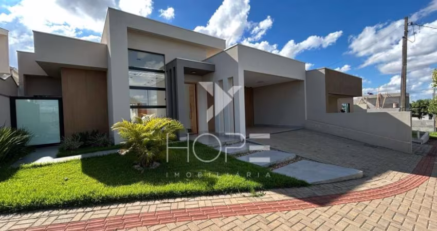 Linda Casa Térrea no Morada das Flores