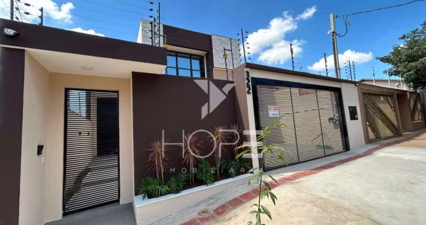 Linda Casa Disponível Para Venda no JD Universitário