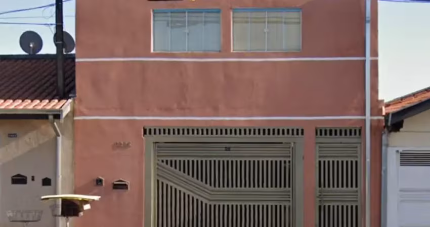Linda Casa com 3 Quartos e 3 banheiros à Venda, 158 m² por R$ 420.000