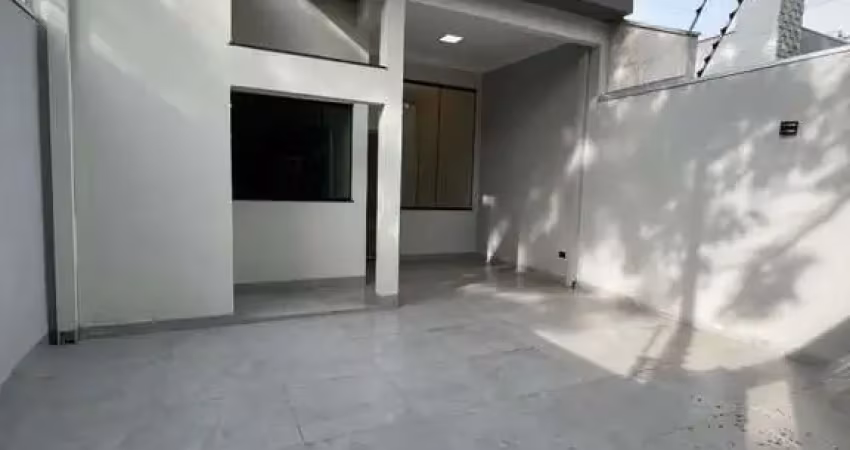 Casa com 2 quartos à venda na Rua Pioneira Vergínia Maria Fecchio, 816, Jardim Itália II, Maringá