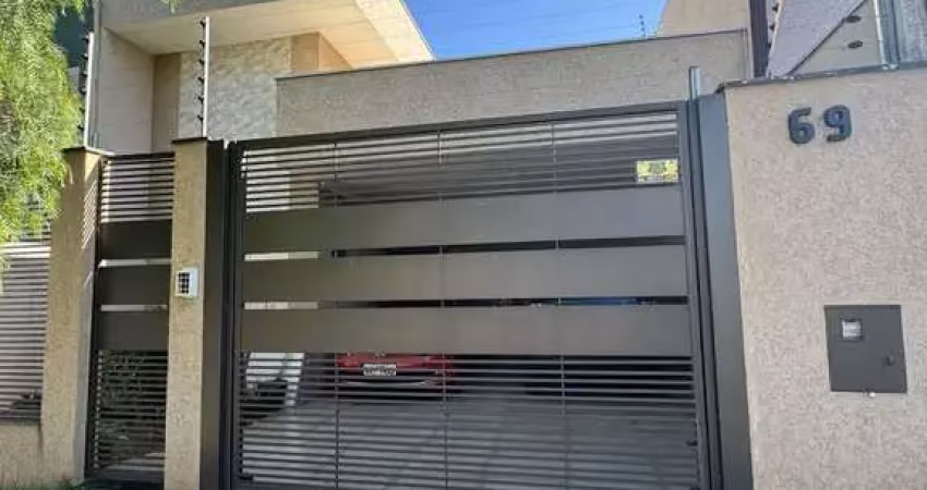 Casa com 3 quartos à venda na Rua Dalila da Silva Rios, 69, Jardim Oriental, Maringá
