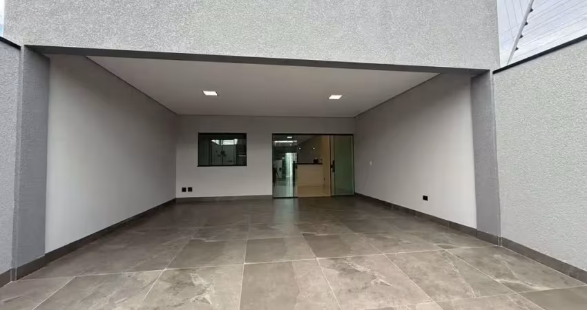 Casa com 2 quartos à venda na Rua Miguel Romeiro, 414, Jardim Três Lagoas, Maringá