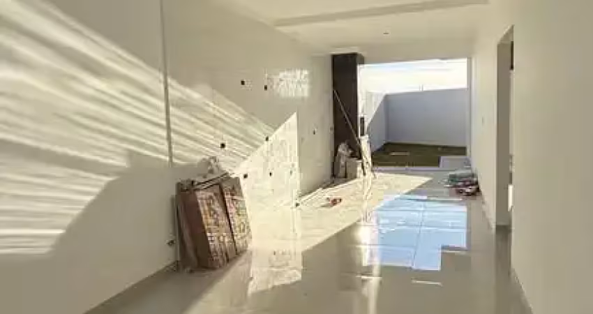 Casa com 3 quartos à venda na Rua Hebe Camargo, 572, Giardino San Marco, Maringá