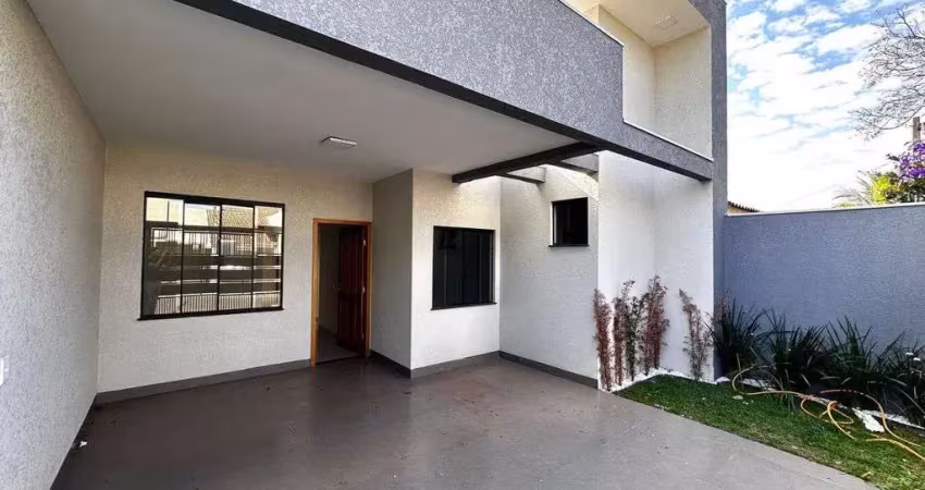 Casa com 3 quartos à venda na Rua Francisco Dias de Aro, 993, Conjunto Habitacional Requião, Maringá