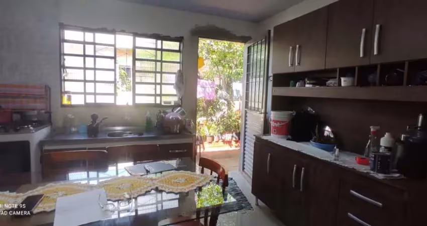 Casa com 5 quartos à venda na Rua do Lavradio, 988, Parque Residencial Aeroporto, Maringá
