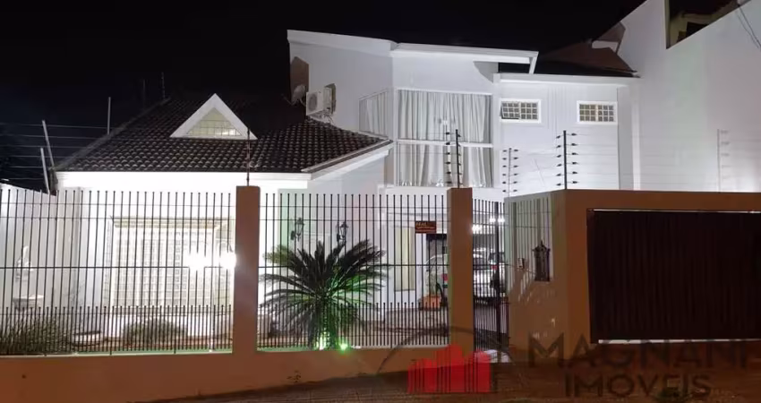 SOBRADO À VENDA – REGIÃO NOBRE