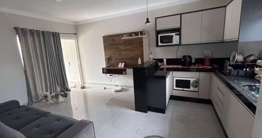 BELÍSSIMA CASA REFORMADA E COM PLANEJADOS PROX. A AVENIDA MANDACARU