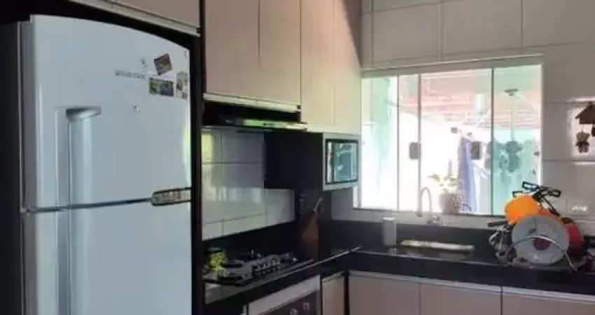 ? CASA COM 2 QTOS NO JARDIM KAKIMORI EM FLORESTA ?✨