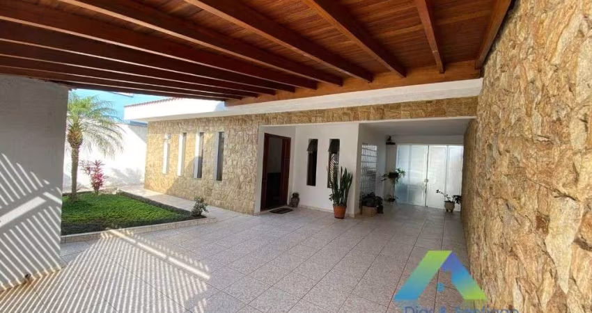 PARQUE DOS PASSAROS Casa 295M², 3 suítes, 3 vagas, espaço gourmet, EDICULA ótima localização e valor !!!