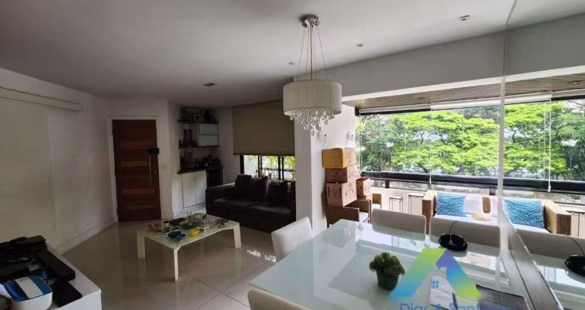 Apartamento com 3 dormitórios à venda, 105 m² por R$ 1.300.000,00 - Moema - São Paulo/SP