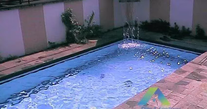 Casa padrão sobrado 4 dormitórios, 2 vagas área gourmet com piscina com excelente localização.
