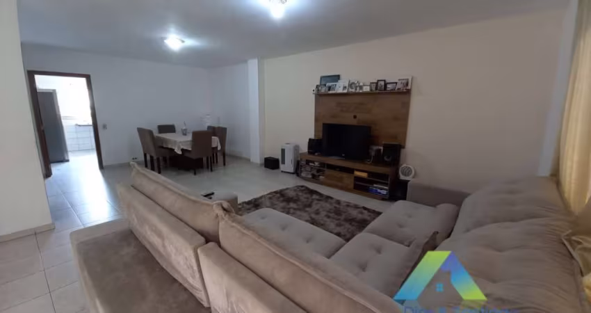 Sobrado com 150m², 04 quartos no jardim Vergueiro