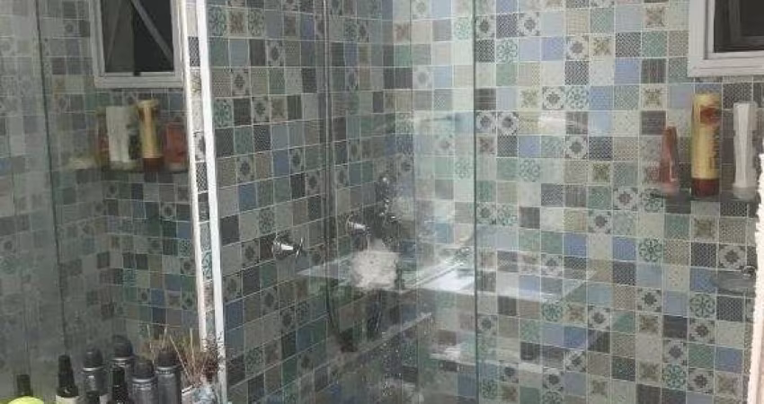 Lindo Apartamento todo reformado ótima localização a 5 minutos da  estação do metro Santos Imigrantes.