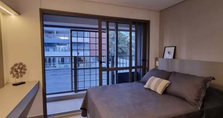 Lindo Studio todo decorado com localização privilegiada na área nobre do Brooklin Novo! SP