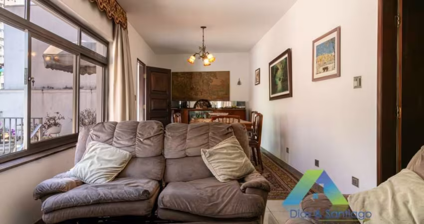 Casa Assobradada com 4 dormitórios e 4 banheiros ao lado do Metrô Praça da Árvore em Vila da Saúde, São Paulo/SP