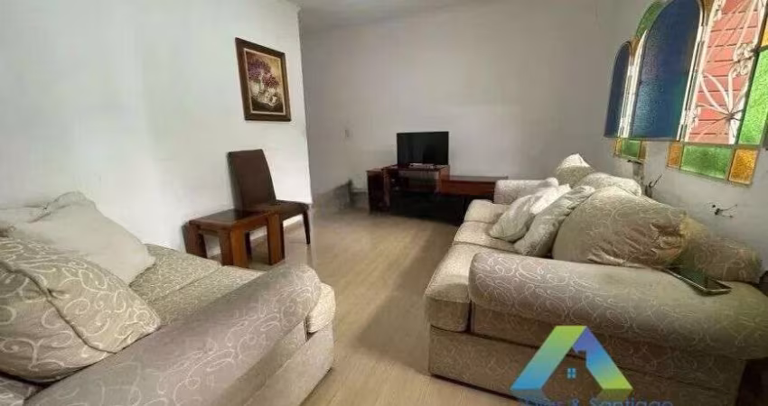 Casa com 3 dormitórios e 2 vagas em Jardim Maria Estela, São Paulo/SP
