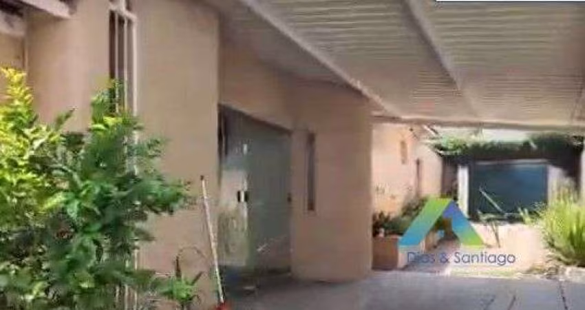 Casa Térrea a venda com 03 quartos  240m² de area construida