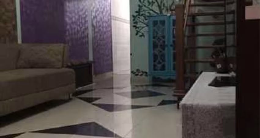 Sobrado a venda no Taboão com 03 quartos 350m²