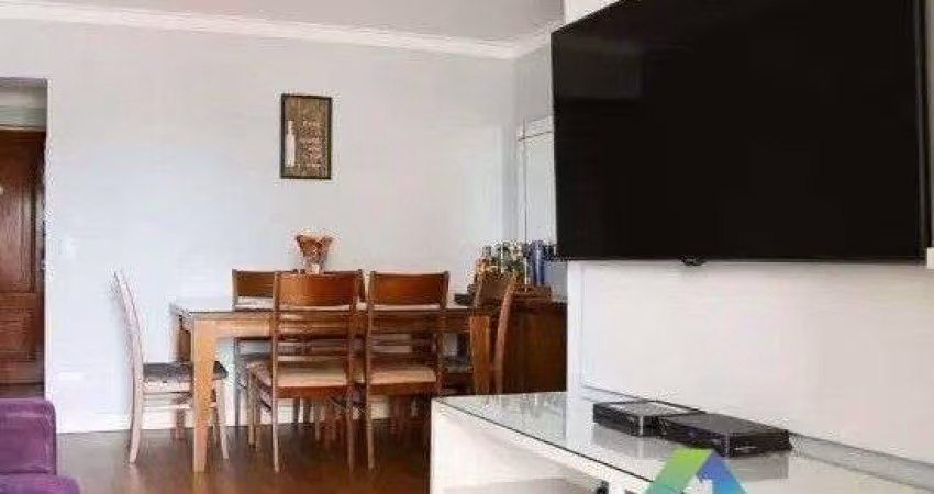 Apartamento com 64m²  com 02 quartos 02 banheiros proximo ao metro
