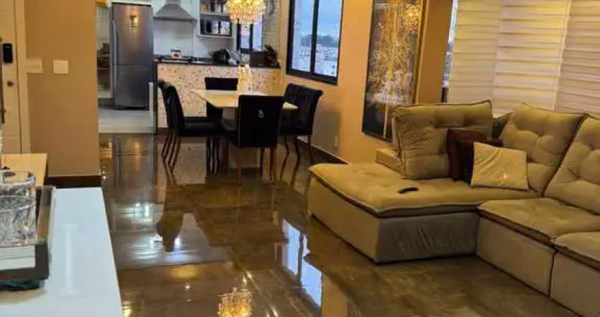 Apartamento recém reformado em 126m² com 3 dorms, 1 suíte, 3 vagas com localização privilegiada na região do tatuapé/sp